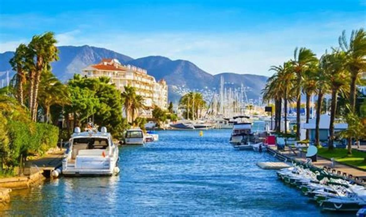 Greserva Kar-Centro, Junto A La Playa, 3 Piscinas, Wifi, Clima, Restaurantes 2024 Емпуриабрава Екстериор снимка