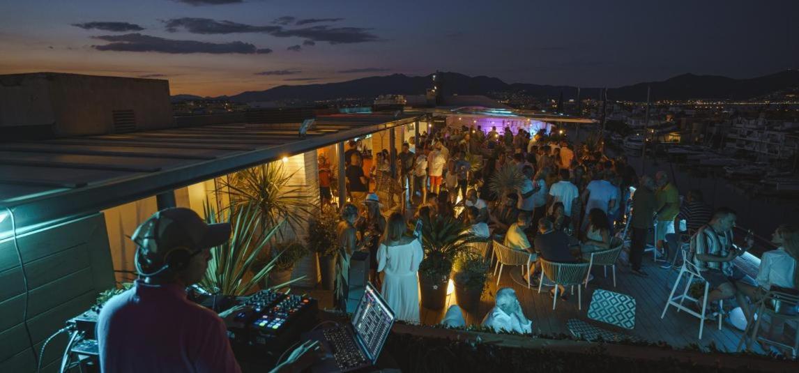 Greserva Kar-Centro, Junto A La Playa, 3 Piscinas, Wifi, Clima, Restaurantes 2024 Емпуриабрава Екстериор снимка